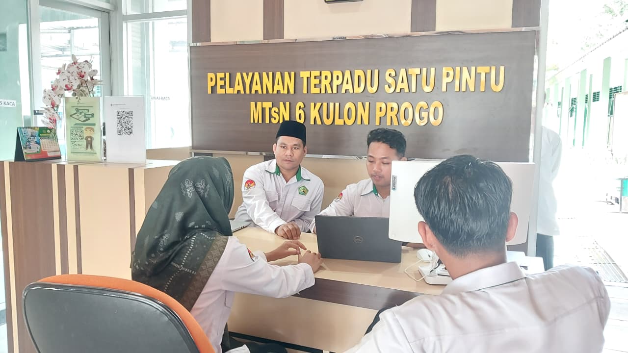 MTsN 6 Kulon Progo Menerima Pendampingan PTSP Online dan Manajemen Kearsipan Digital