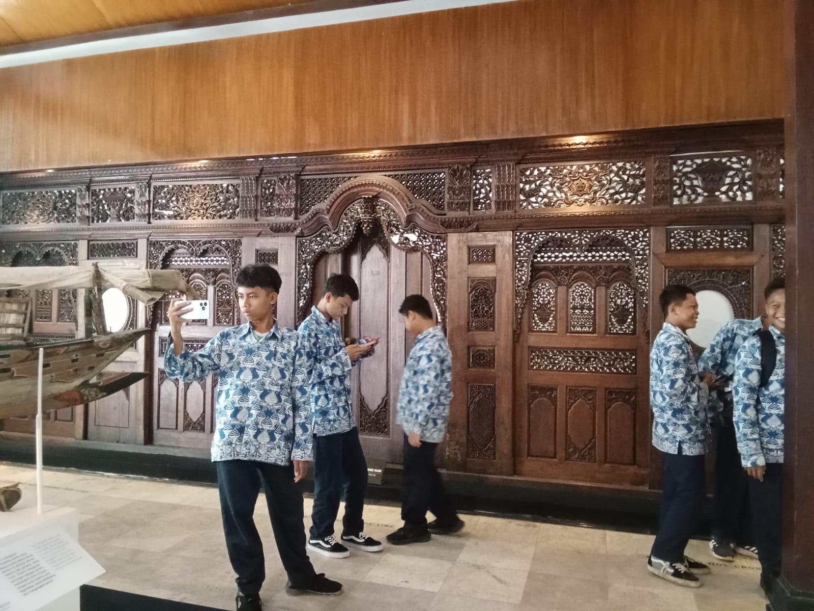 Siswa Kelas 7 MTsN 6 Kulon Progo Kunjungi Museum Sonobudoyo