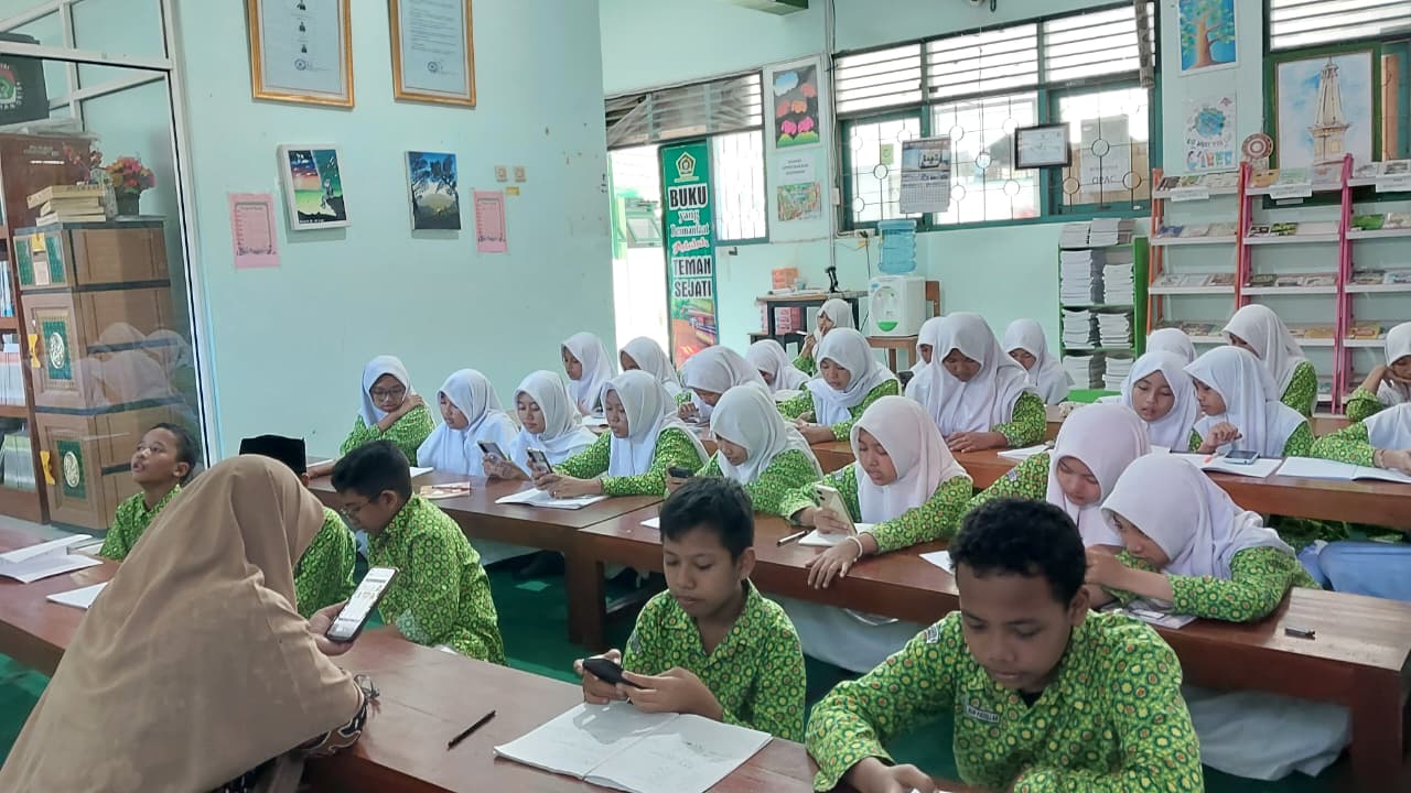 Bangkitkan Kepercayaan Diri Berbahasa Asing, MTsN 6 Kulon Progo Galakkan Ekstra English School Club (ESC)