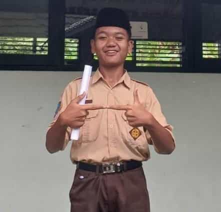 Mencari ilmu Harus Gelut dengan Lelucon