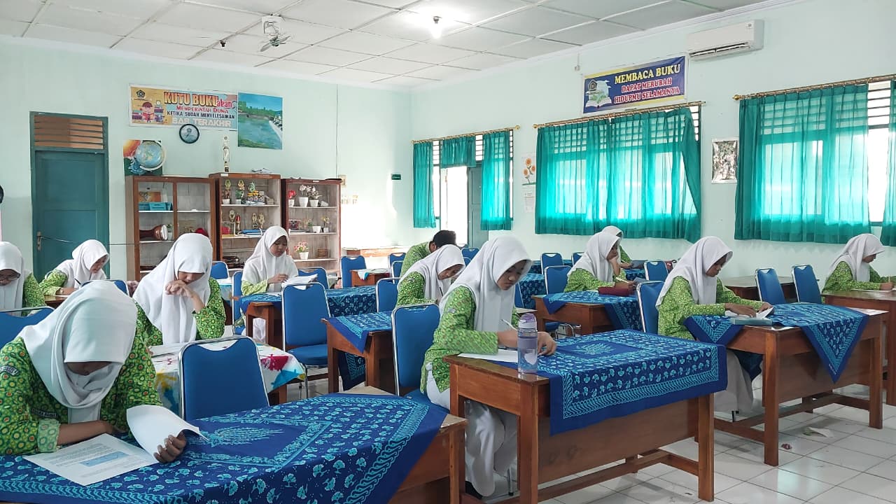 Jelang PKM Kabupaten, MTsN 6 Kulon Progo Gelar Seleksi OMI Sains dan Beragam Cabang Lomba