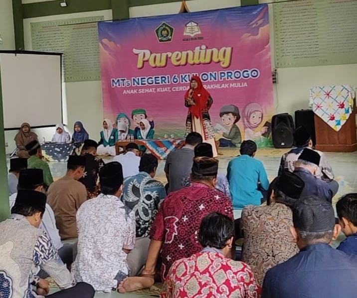 Strategi MTsN 6 Kulon Progo Memperkuat Karakter Murid Melalui Pengajian Parenting